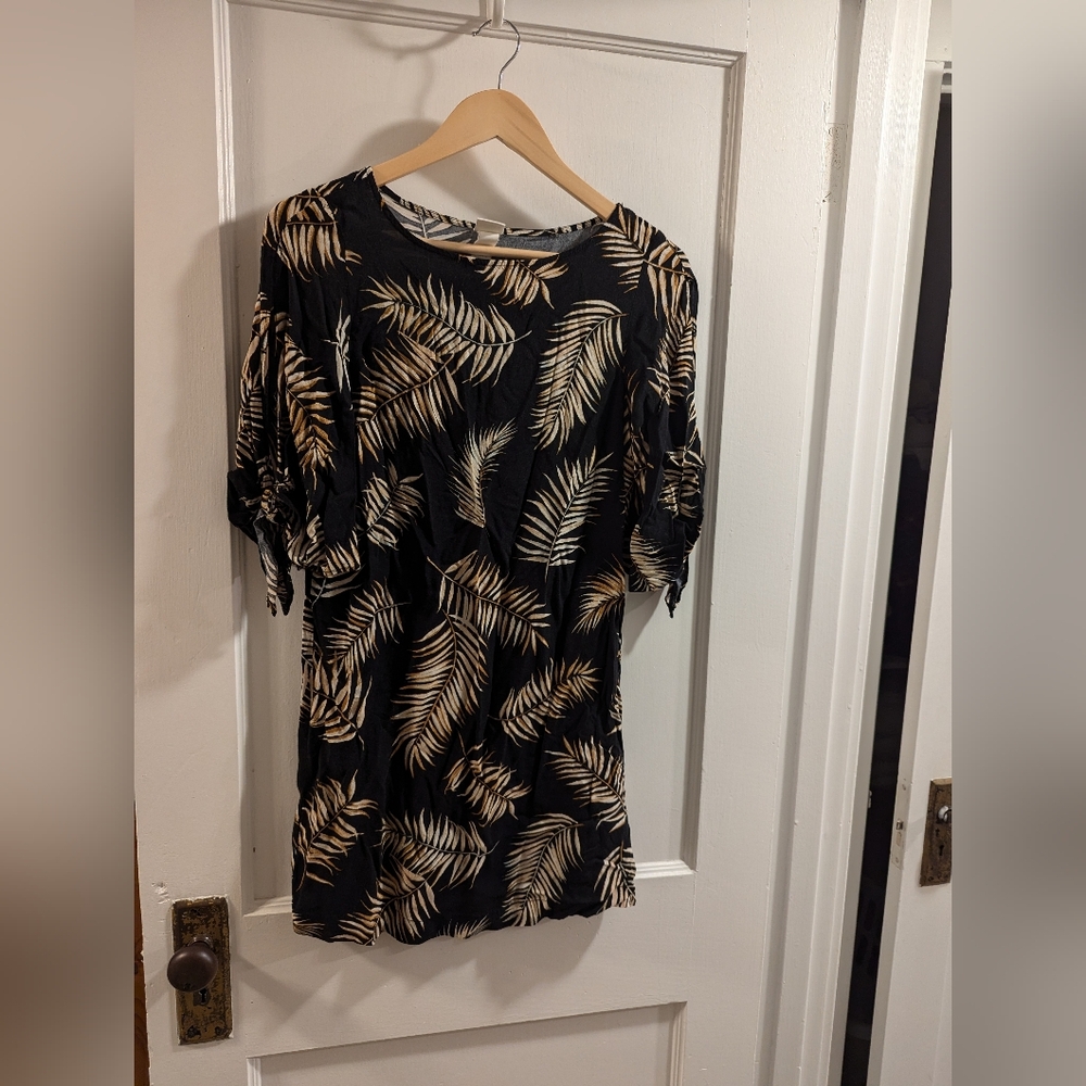 H&M Dress with Tie Sleeves, Black/Palm Leaves, Size 0